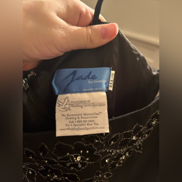 Evening gown - Picture 3 of 4